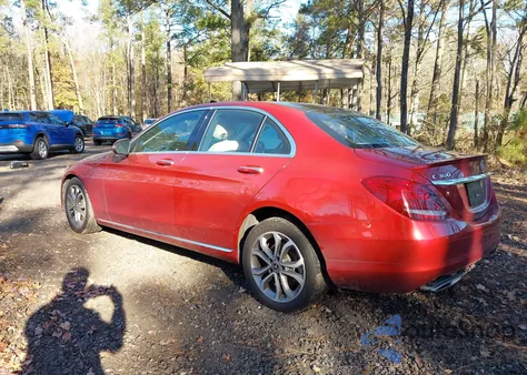 2017 Mercedes-Benz C 300 4Matic из США, поврежденный, VIN 55SWF4KB9HU213040
